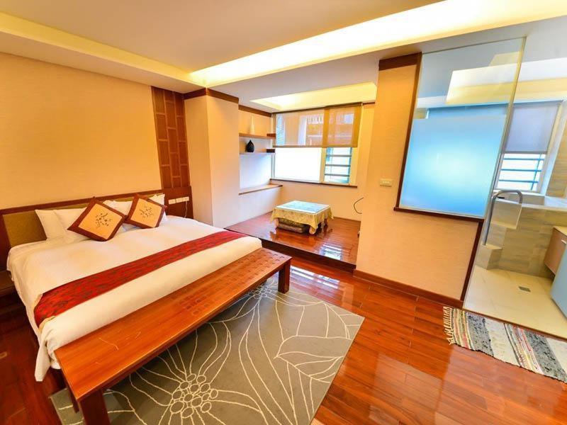 Dongpo Ti Lun Hotel Xinyi Luaran gambar