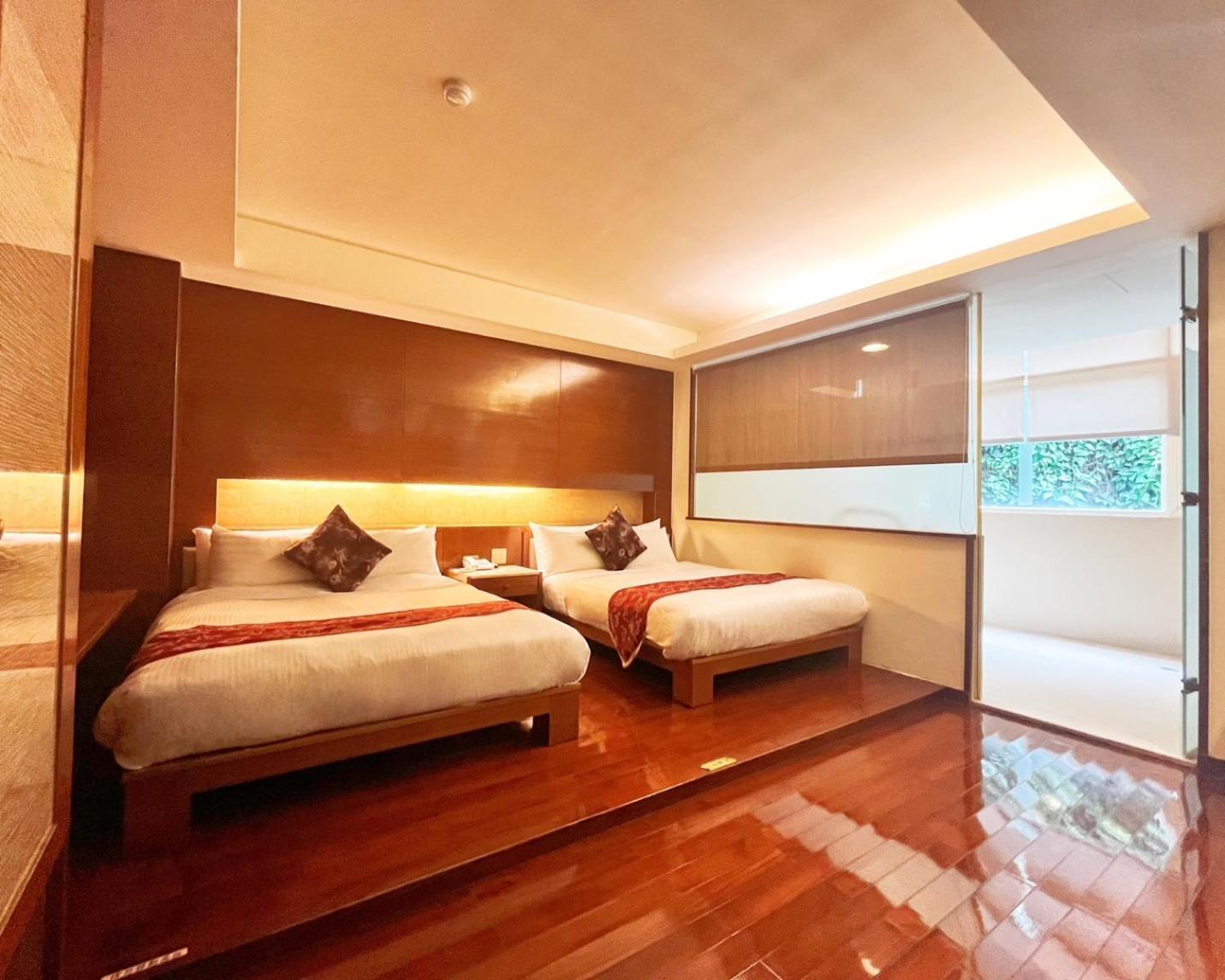 Dongpo Ti Lun Hotel Xinyi Luaran gambar