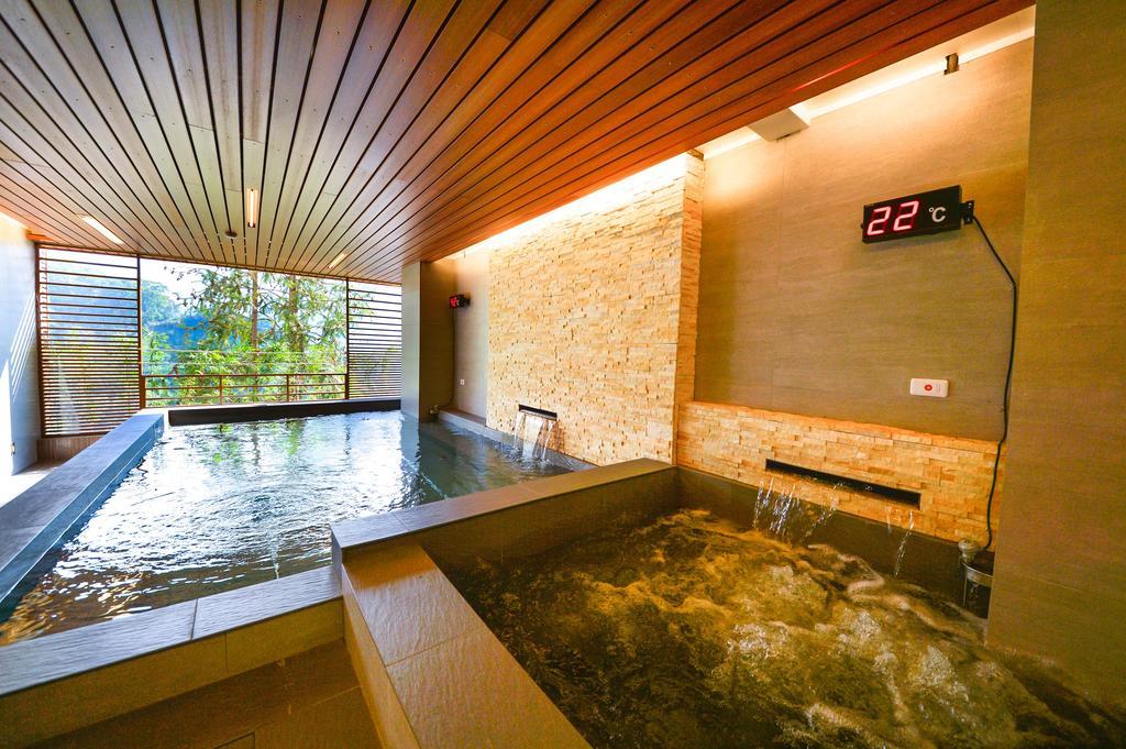 Dongpo Ti Lun Hotel Xinyi Luaran gambar