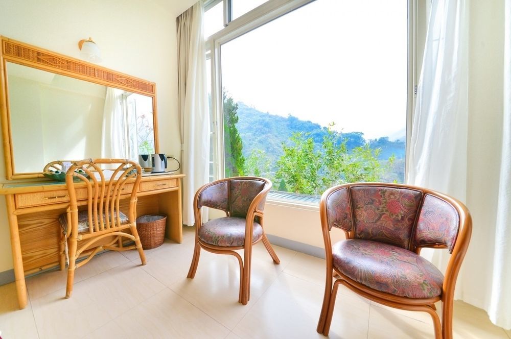 Dongpo Ti Lun Hotel Xinyi Luaran gambar